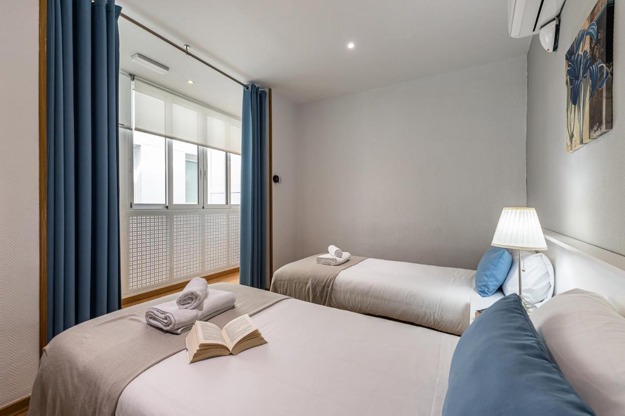 Waou Apartamentos En Sol Confort 3 Madrid Eksteriør billede